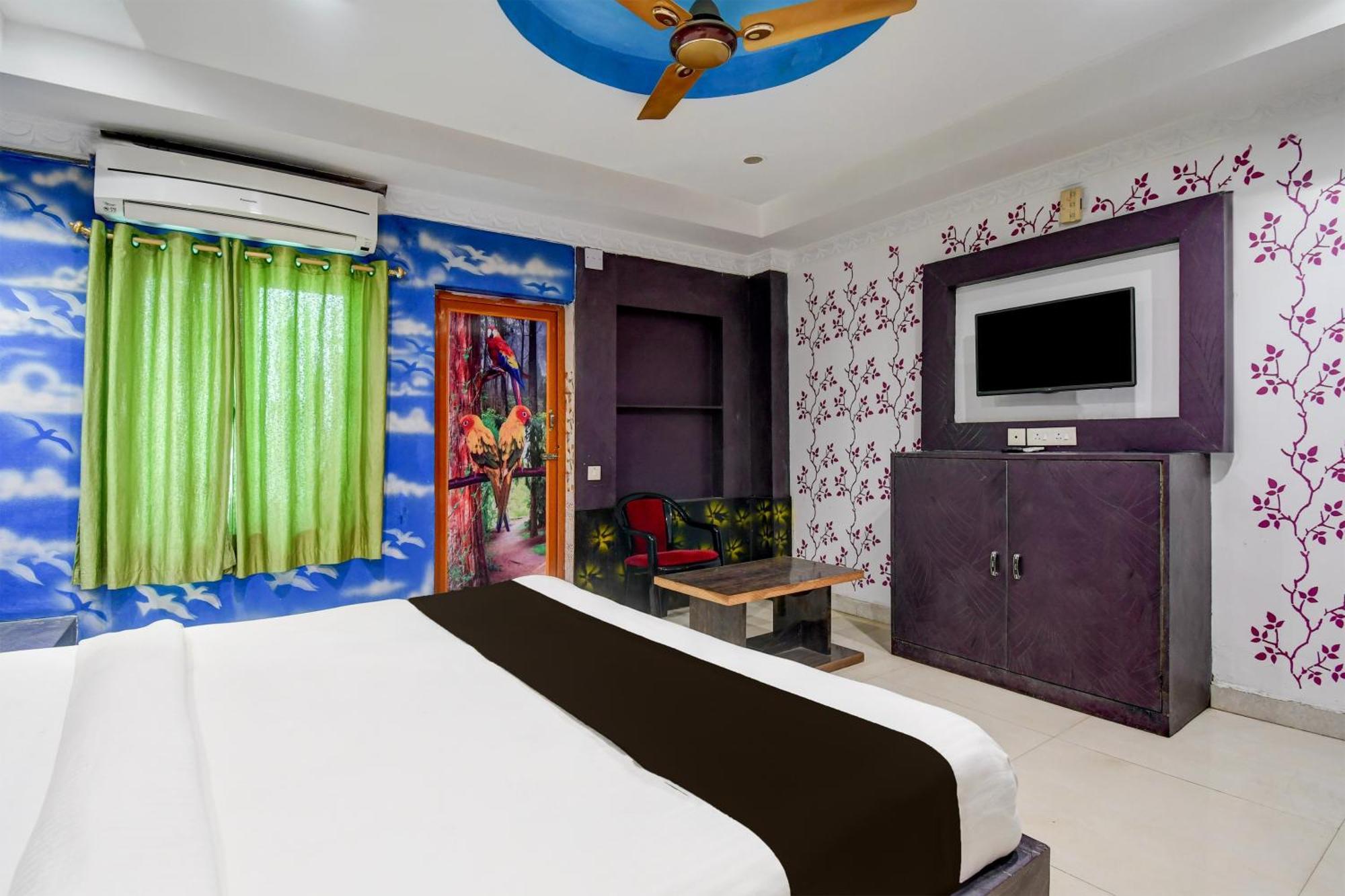 Hotel O Blue Royal Bhubaneswar Bagian luar foto
