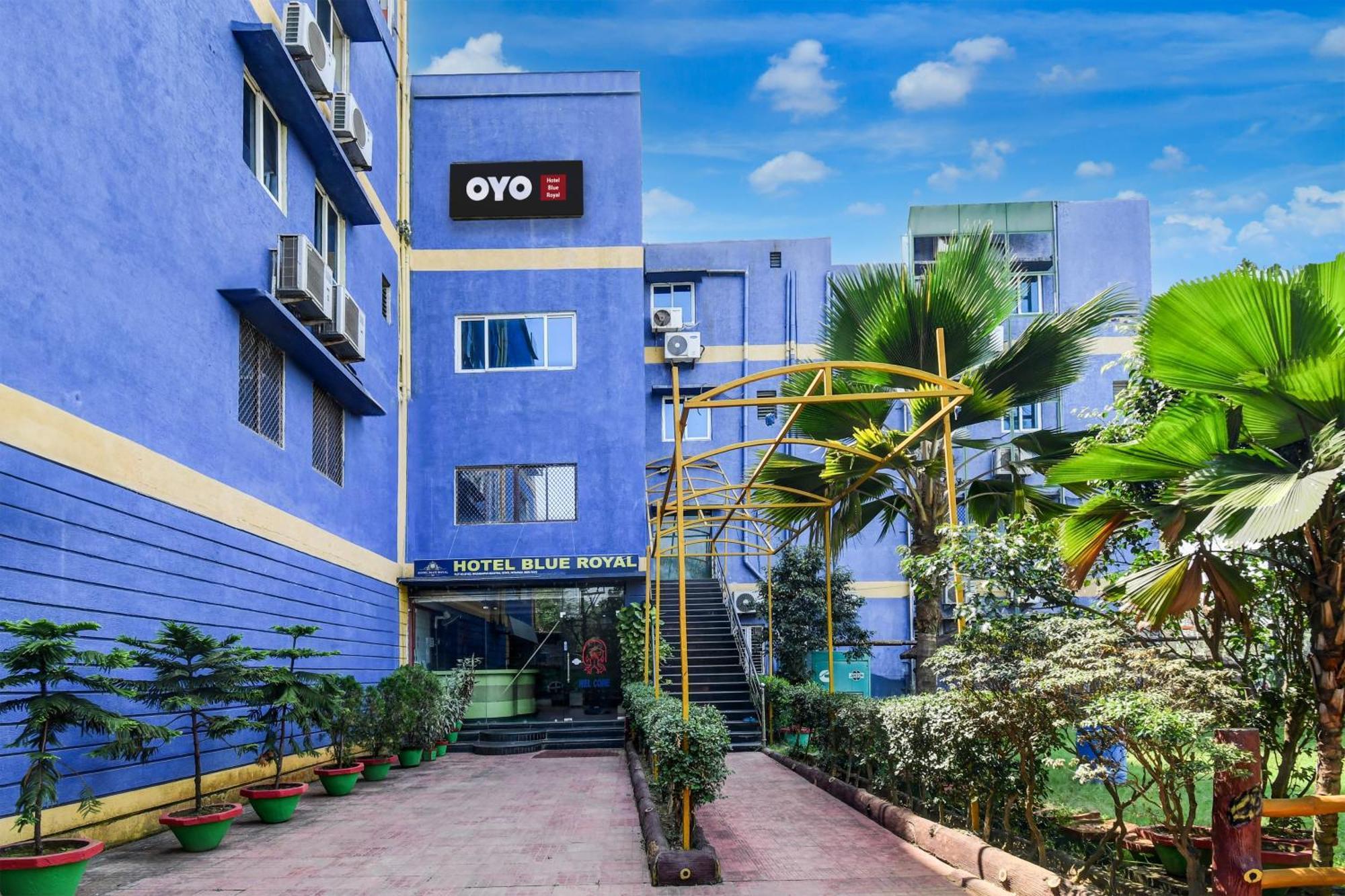 Hotel O Blue Royal Bhubaneswar Bagian luar foto
