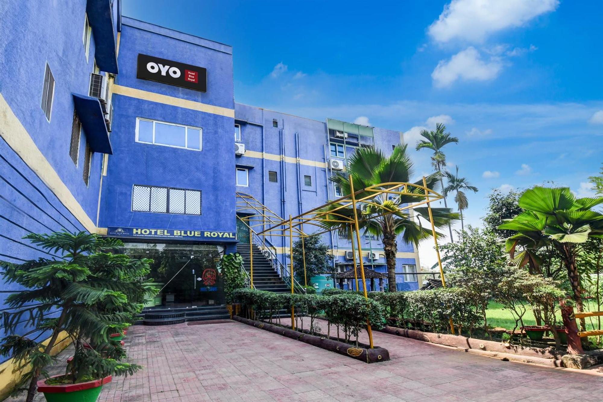 Hotel O Blue Royal Bhubaneswar Bagian luar foto