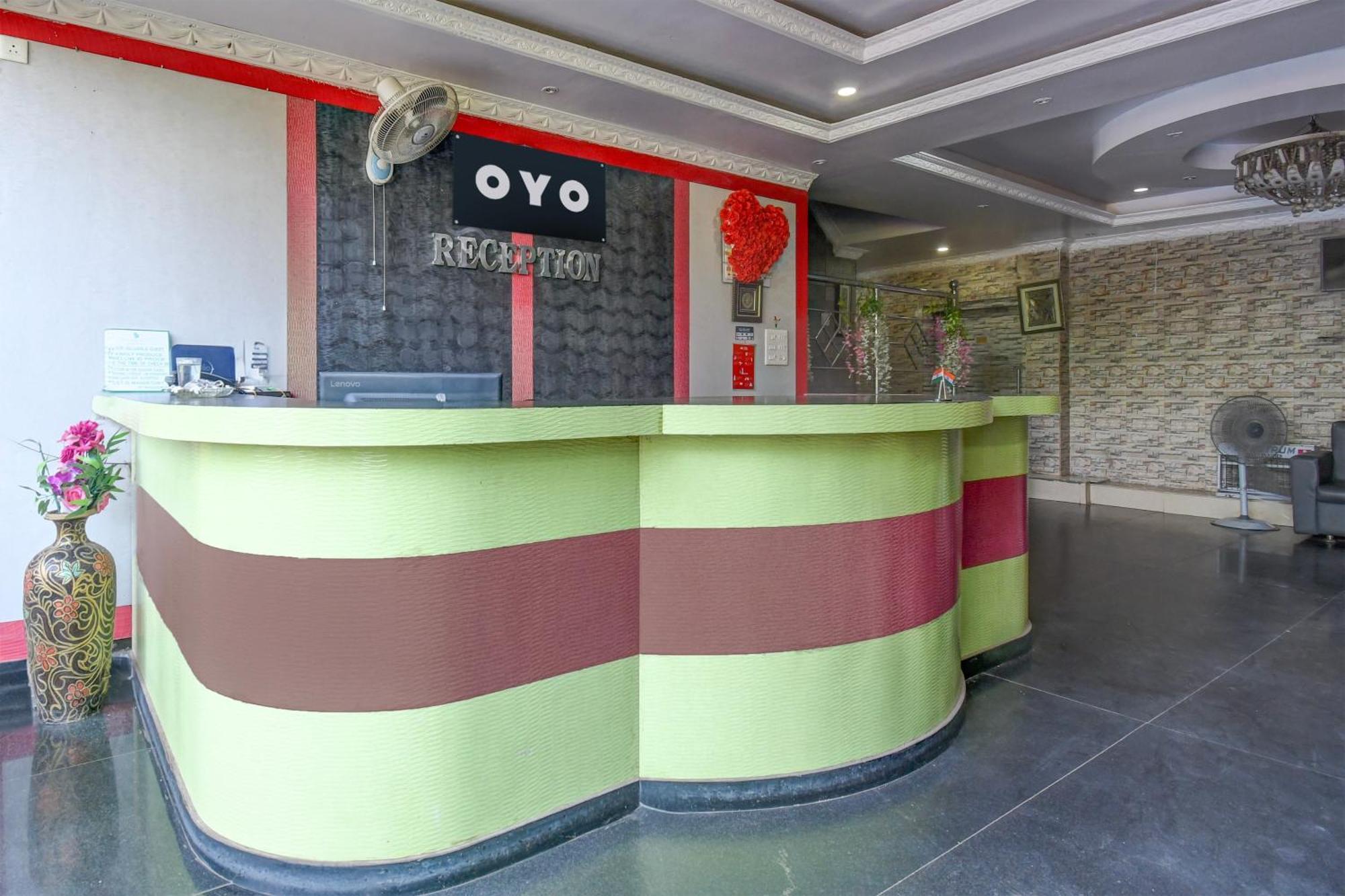 Hotel O Blue Royal Bhubaneswar Bagian luar foto